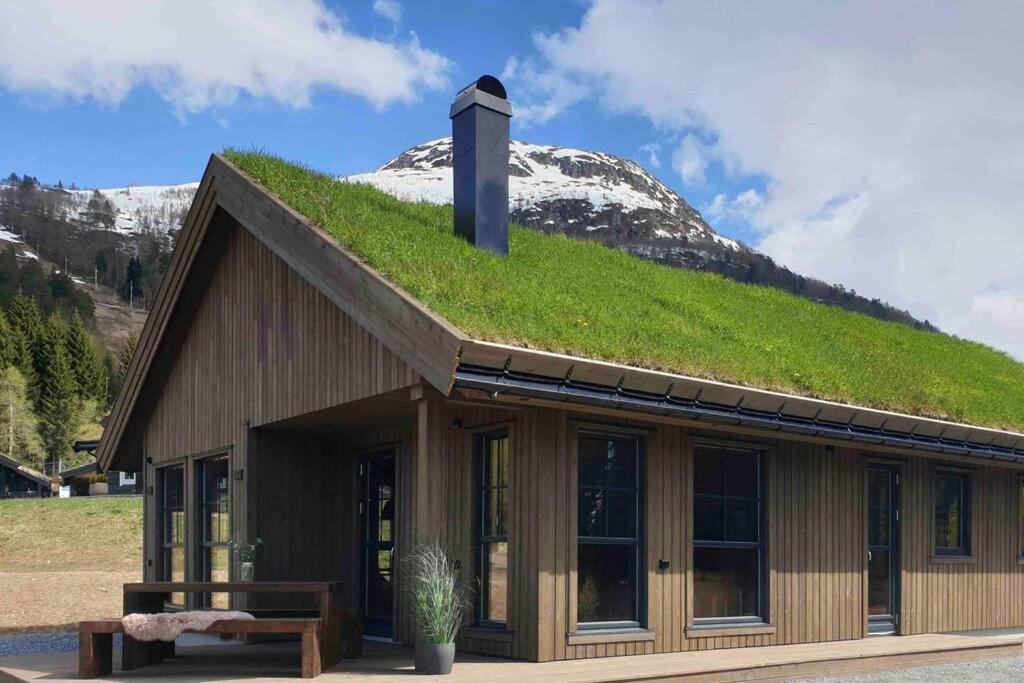 Hytte I Stryn Med Elbil Lader Exterior photo