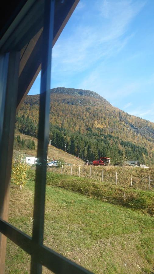 Hytte I Stryn Med Elbil Lader Exterior photo